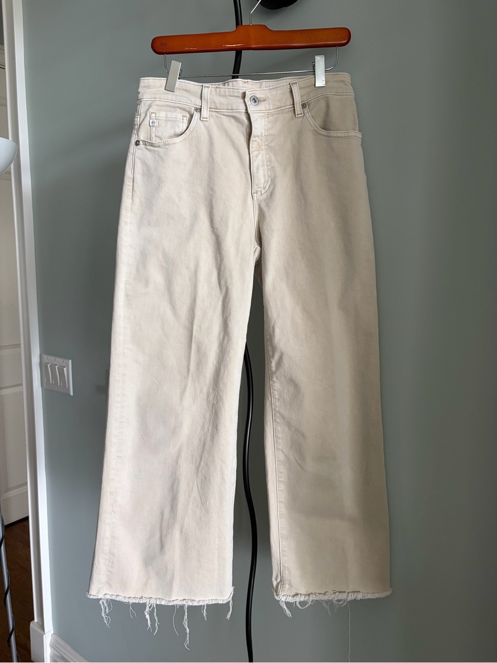 AG ADRIANO GOLDSCHMIED
WIDE LEG CROP JEANS